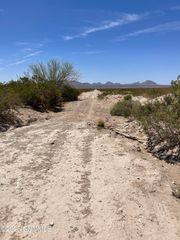 9357 Rabbit Run Road, Las Cruces, NM 88012