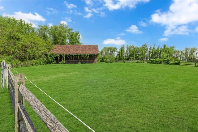 584 Park Road, Chippewa Twp, PA 15010