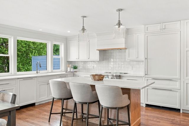 158 Hersey St, Hingham, MA 02043
