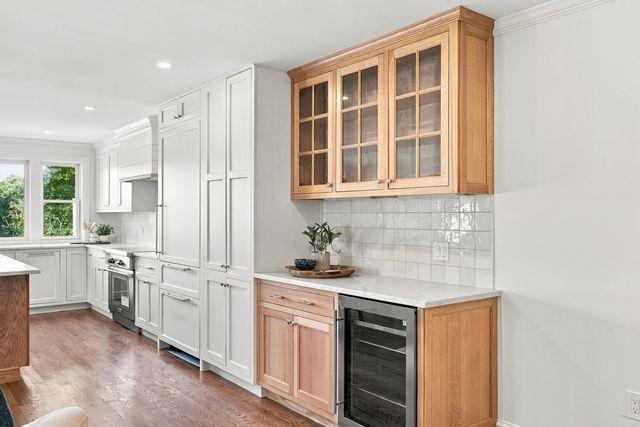 158 Hersey St, Hingham, MA 02043