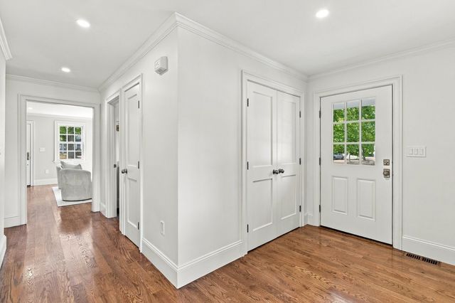 158 Hersey St, Hingham, MA 02043