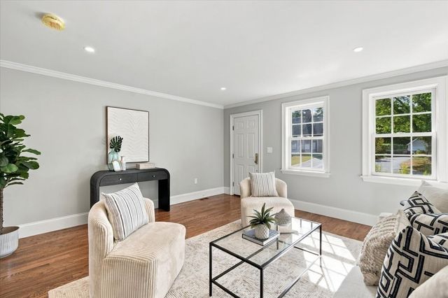 158 Hersey St, Hingham, MA 02043
