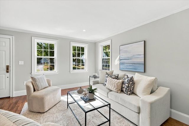 158 Hersey St, Hingham, MA 02043