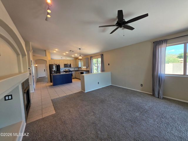 10486 E Jerrell Cove Street, Tucson, AZ 85747