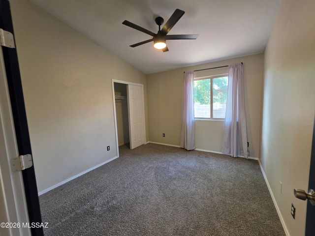 10486 E Jerrell Cove Street, Tucson, AZ 85747