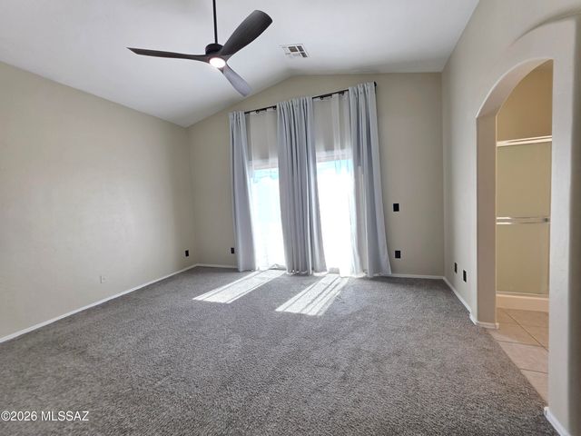 10486 E Jerrell Cove Street, Tucson, AZ 85747