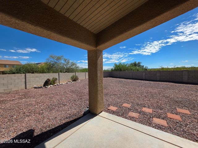 10486 E Jerrell Cove Street, Tucson, AZ 85747