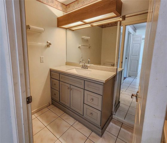 16 BLACK HAWK PLACE, Palm Coast, FL 32137