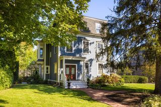 73 Washington Park, Newton, MA 02460