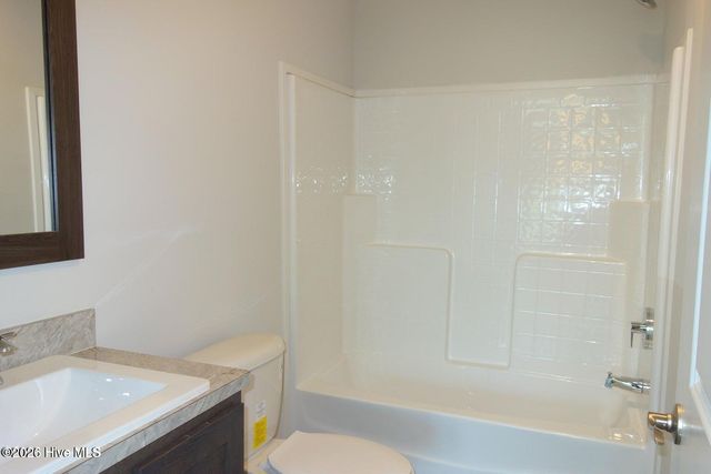 880 Yaupon Drive SW, Calabash, NC 28467