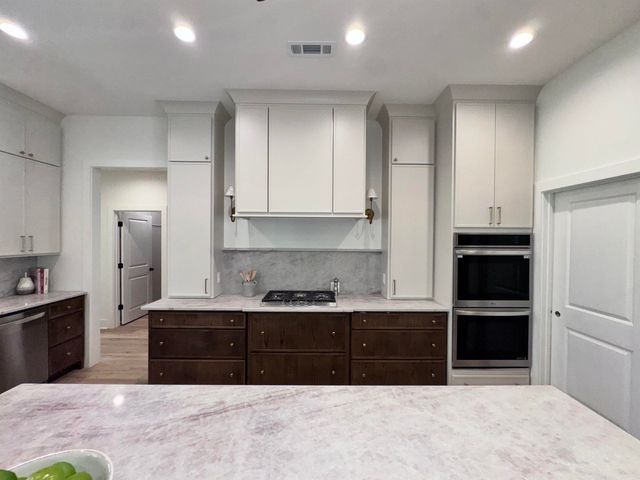 1024 Williams Creek Drive, Benton, AR 72019