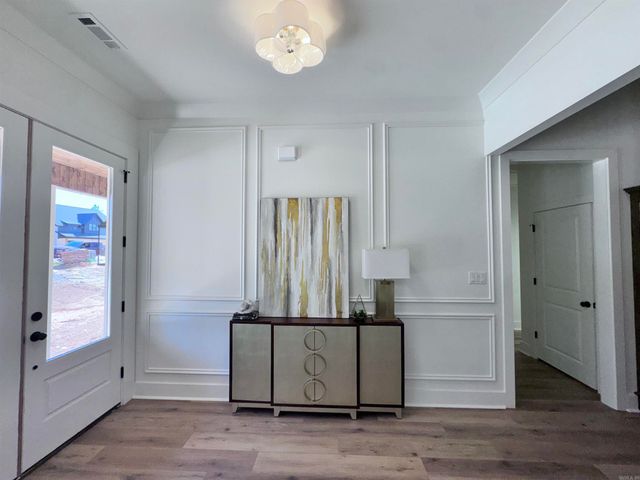 1024 Williams Creek Drive, Benton, AR 72019