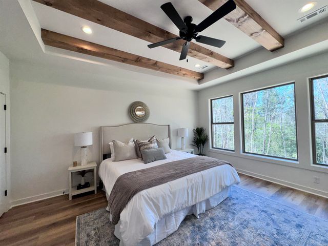 1024 Williams Creek Drive, Benton, AR 72019