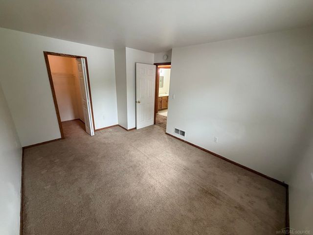 36839 Brewster Lane, New Baltimore, MI 48047