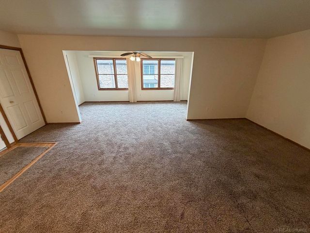 36839 Brewster Lane, New Baltimore, MI 48047