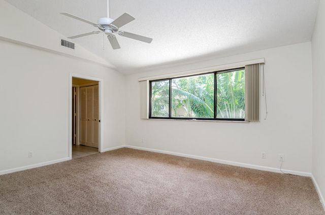 363 W Camino Real 4, Boca Raton, FL 33432