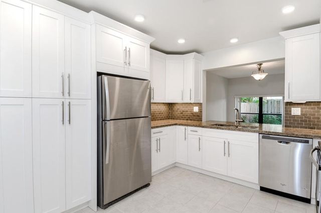 363 W Camino Real 4, Boca Raton, FL 33432