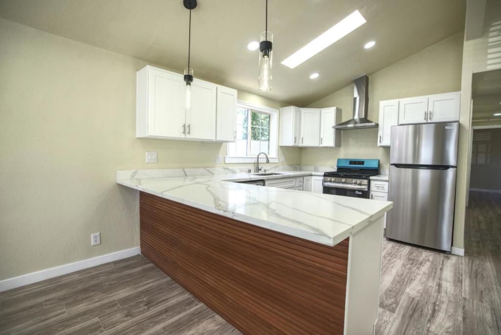 501 Moorpark Avenue, Mountain View, CA 94041