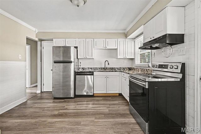 30 Saint Edward Lane, Florissant, MO 63033