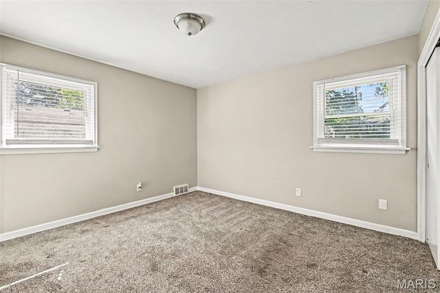 30 Saint Edward Lane, Florissant, MO 63033