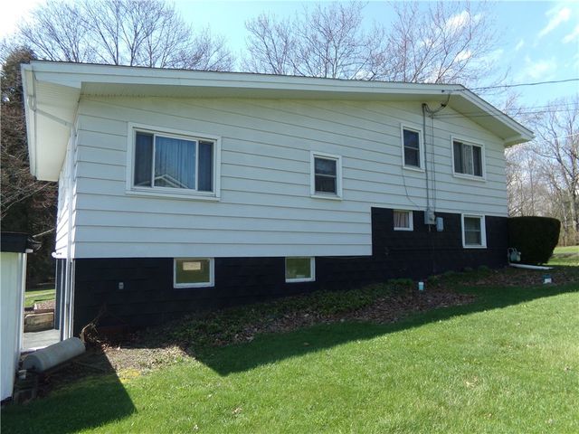 171 Holly Lane, Somerset Twp, PA 15501
