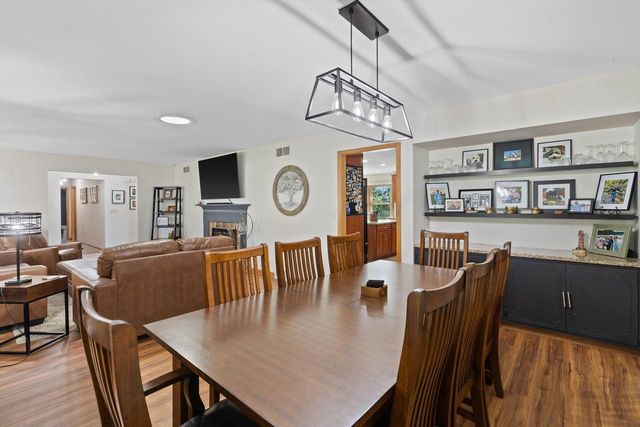 1800 Centennial LANE, Mount Pleasant, WI 53406