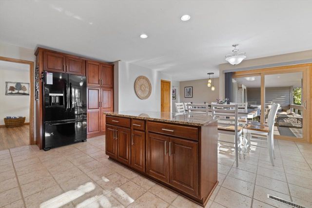 1800 Centennial LANE, Mount Pleasant, WI 53406
