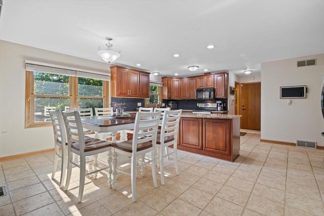 1800 Centennial LANE, Mount Pleasant, WI 53406