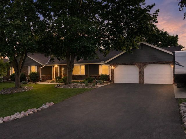 1800 Centennial LANE, Mount Pleasant, WI 53406