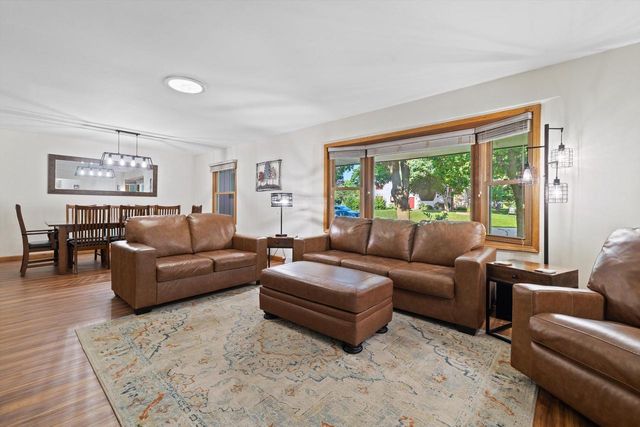 1800 Centennial LANE, Mount Pleasant, WI 53406
