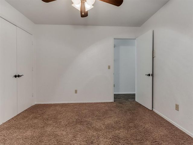 11800 Ashford Drive, Yukon, OK 73099