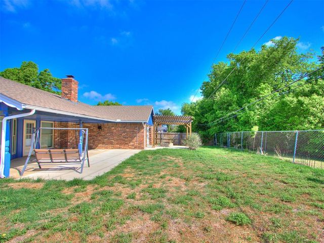 11800 Ashford Drive, Yukon, OK 73099