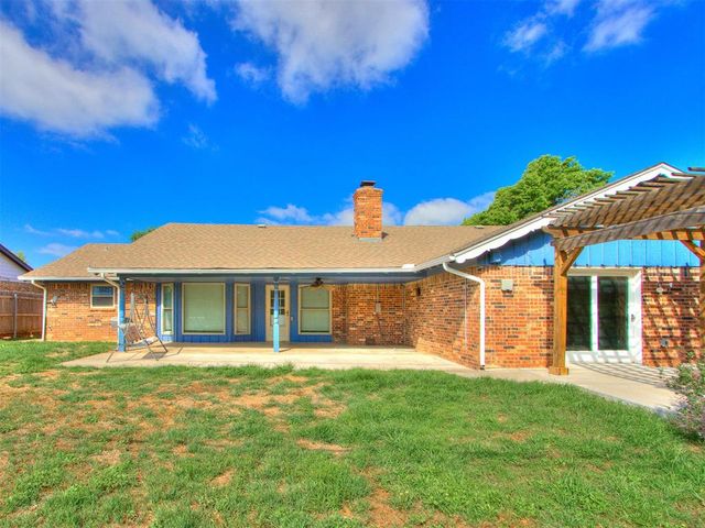 11800 Ashford Drive, Yukon, OK 73099