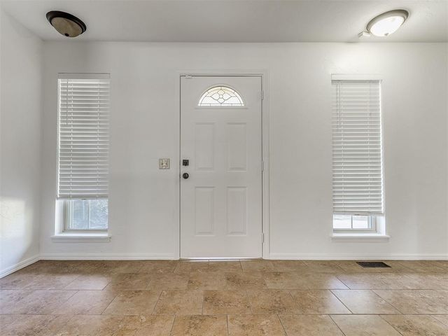 11800 Ashford Drive, Yukon, OK 73099