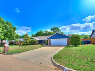 11800 Ashford Drive, Yukon, OK 73099