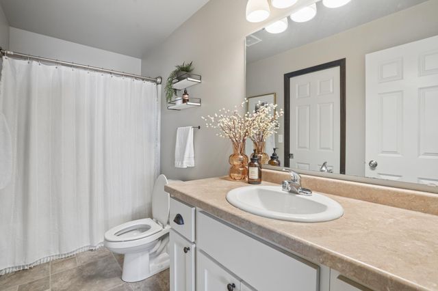 5594 Justice Drive S, Fargo, ND 58104