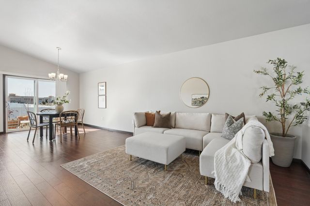 5594 Justice Drive S, Fargo, ND 58104