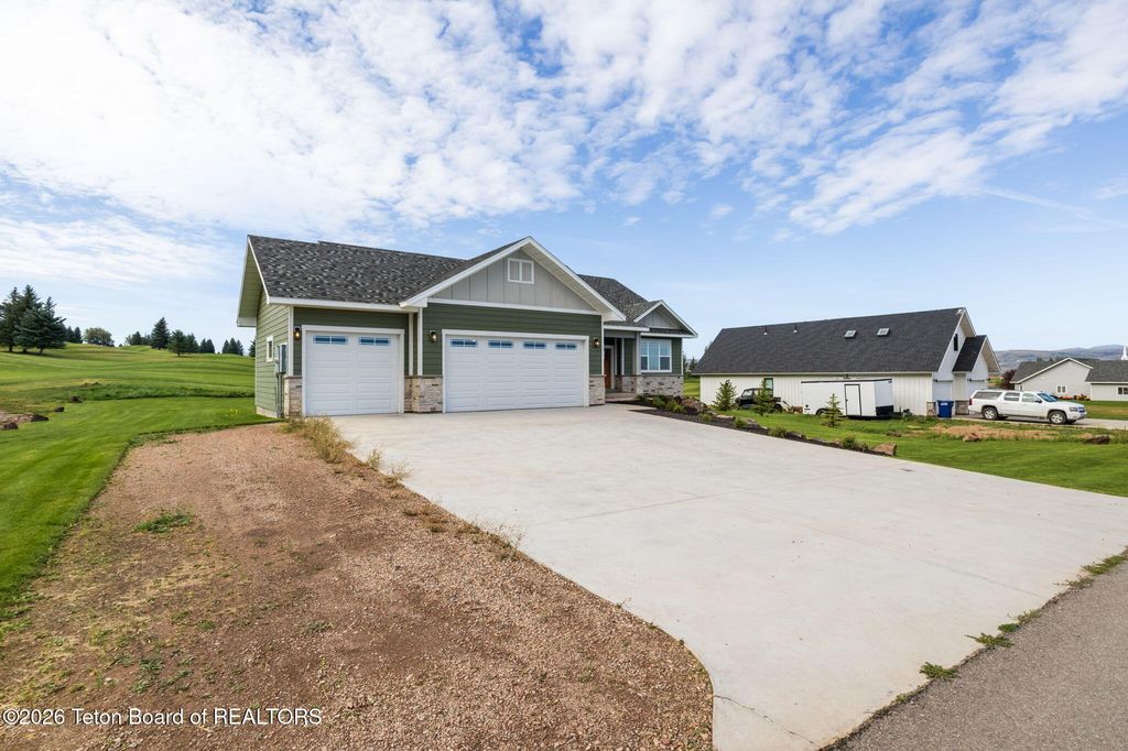127 E PAPWORTH Lane, Afton, WY 83110 photo 5