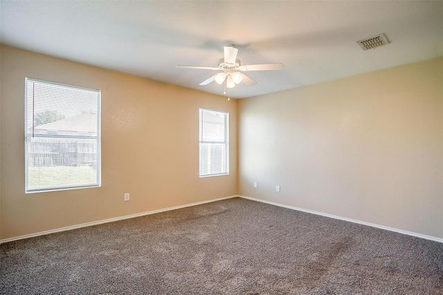 1108 Cottonwood Drive, Crowley, TX 76036