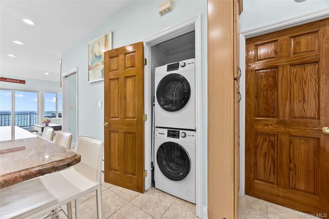 11 Pine Lane A, Bayville, NY 11709