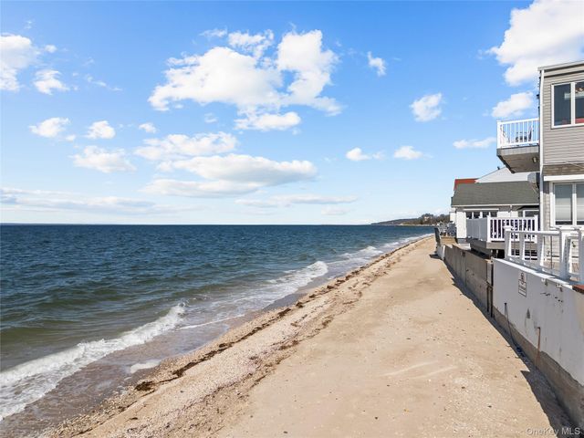 11 Pine Lane A, Bayville, NY 11709