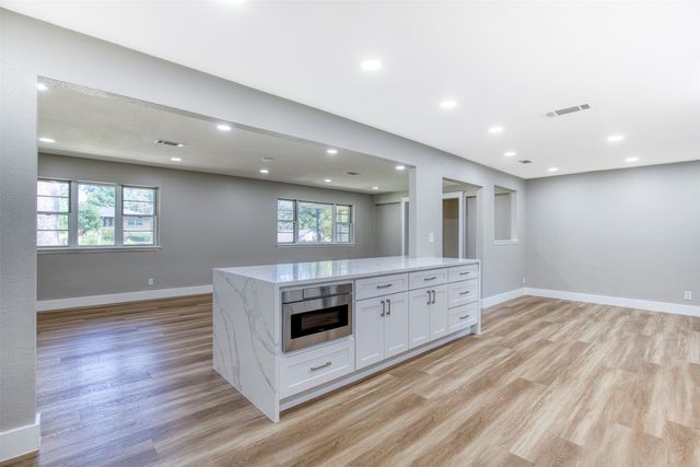 1510 W Heron Street, Denison, TX 75020