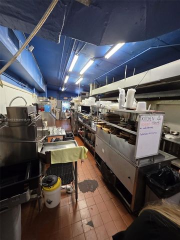 E Atlantic Boulevard, Pompano Beach, FL 33062