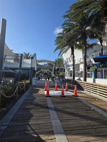 E Atlantic Boulevard, Pompano Beach, FL 33062