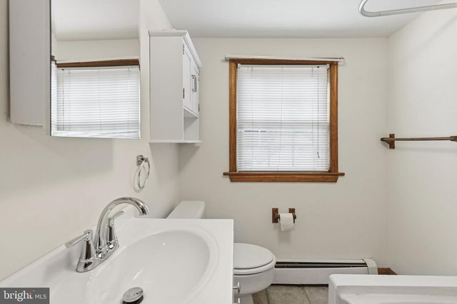 1316 PINE GROVE AVE, Baltimore, MD 21237