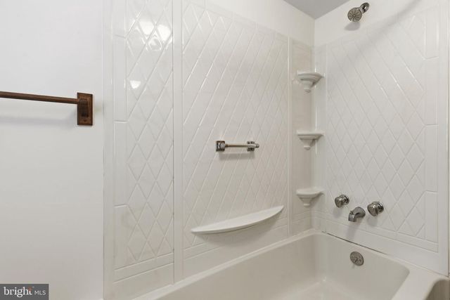1316 PINE GROVE AVE, Baltimore, MD 21237