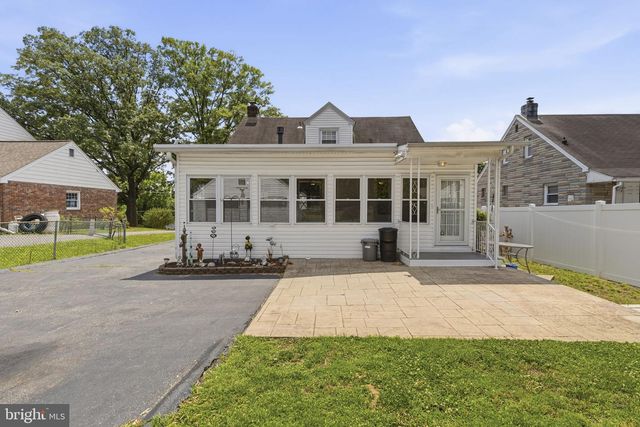 1316 PINE GROVE AVE, Baltimore, MD 21237
