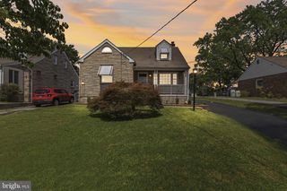 1316 PINE GROVE AVE, Baltimore, MD 21237