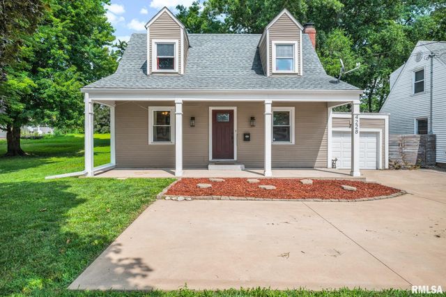 4228 N UNIVERSITY Street, Peoria, IL 61614
