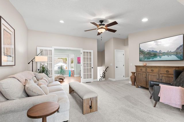 8537 Chanhassen Hills Drive S, Chanhassen, MN 55317